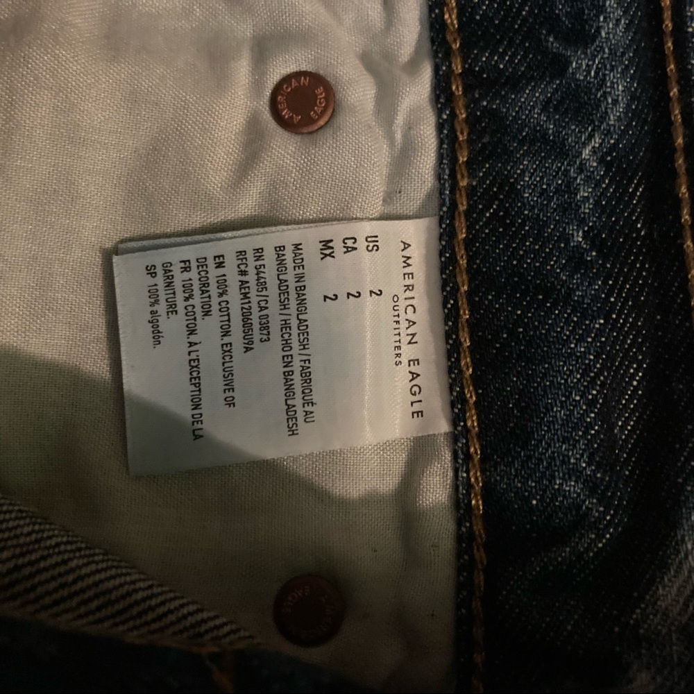 American Eagle Boyfriend Short NWOT *LAST WEEK* - Picture 4 of 5
